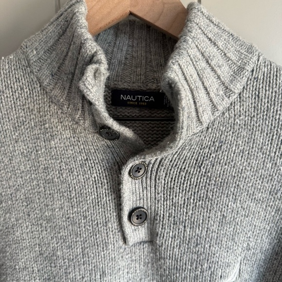 Nautica Men's Sweater Size L Gray Wool Blend Four Button Mock Neck Logo Pullover - Picture 3 of 11